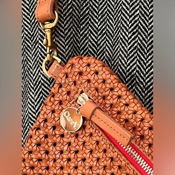 CLARE V | Grande Fanny - Picture 2 of 9